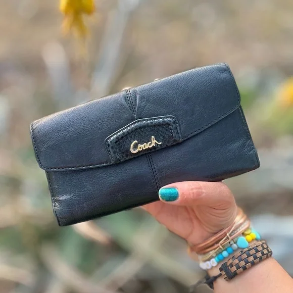 COACH | Black Leather Ashley Trifold Designer Clutch Wallet - Picture 1 of 4